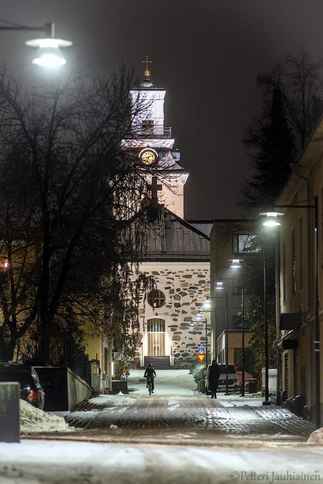 City Apartment Snellmaninkatu 22 B, Ilmainen Kadunvarsipysaekoeinti 쿠오피오 외부 사진