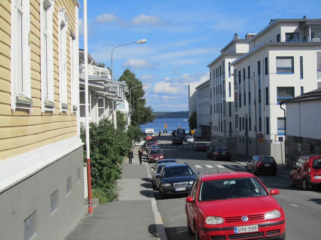 City Apartment Snellmaninkatu 22 B, Ilmainen Kadunvarsipysaekoeinti 쿠오피오 외부 사진